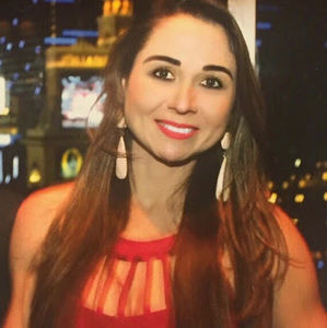 Meet your Posher, Samia